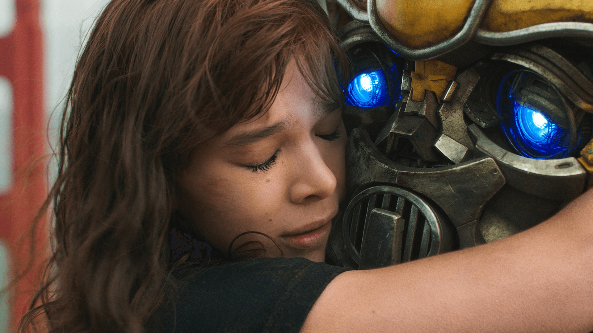 感情と絆を如何に描くか? 超大作シリーズに新たな魂を吹き込んだ『バンブルビー』脚本家×監督のバトンリレー