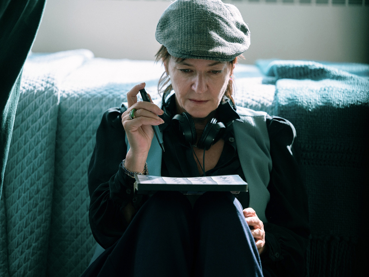 『DIE MY LOVE／ダイ・マイ・ラブ』リン・ラムジー監督　描いたのは“ラビットホール”に落ちる感覚【Director’s Interview Vol.558】