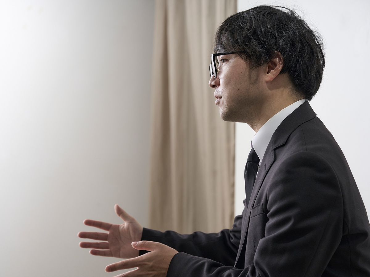 『ひみつきちのつくりかた』板橋知也監督　縦軸の映画から横に広がる映画へ【Director’s Interview Vol.509】