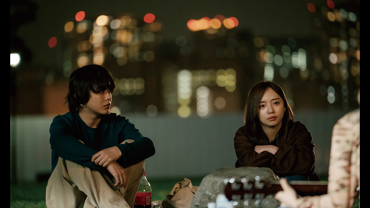 『恋愛裁判』愛することは、なぜ社会に捕獲されるのか？